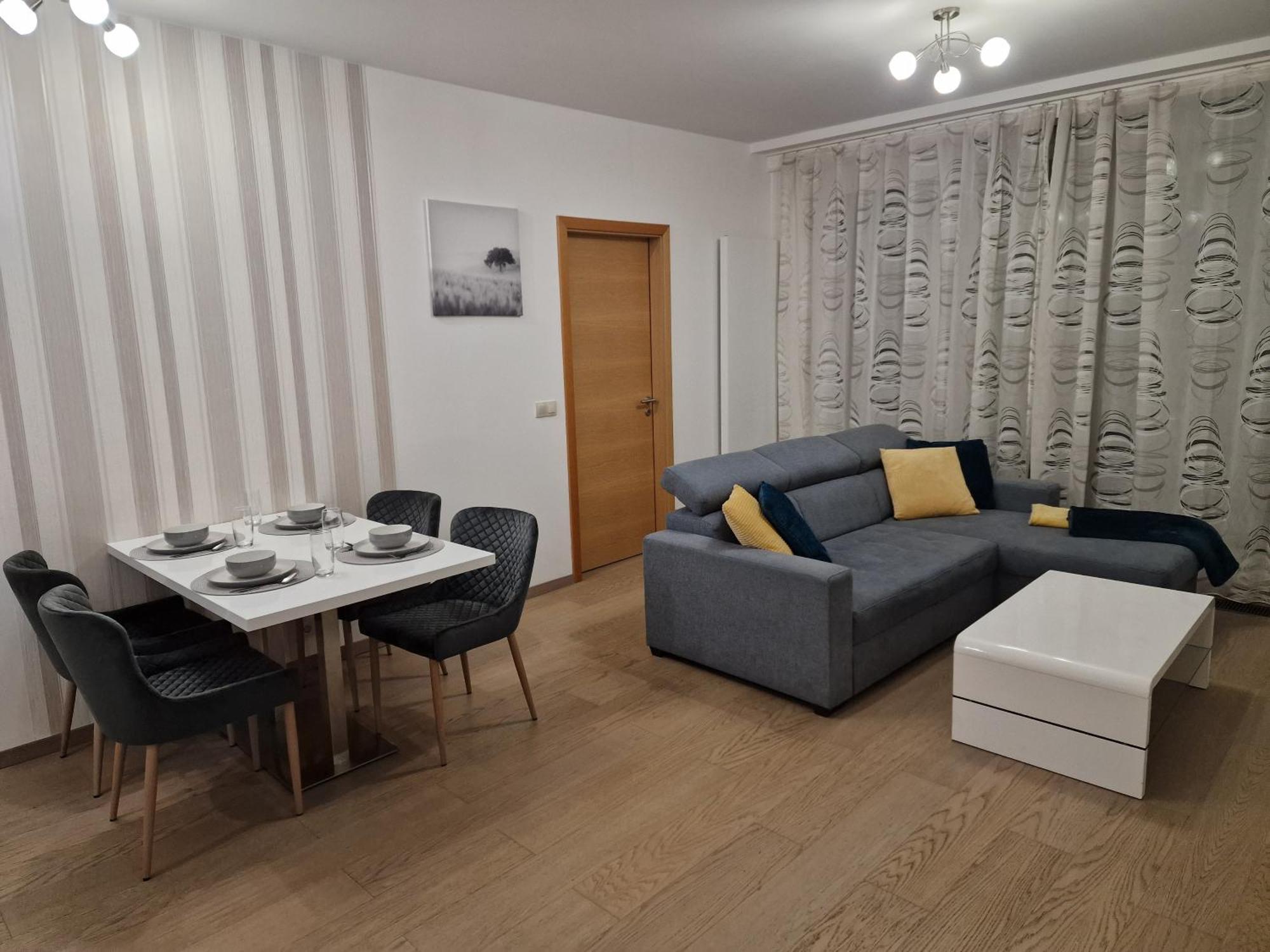 Stylish Panorama City Family Suite Bratislava Exterior foto